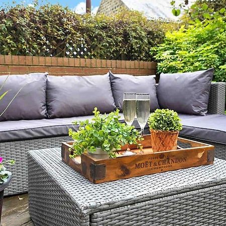 The Stanley Suite 1 Bedroom Apt Dog Friendly Patio 哈罗盖特 外观 照片