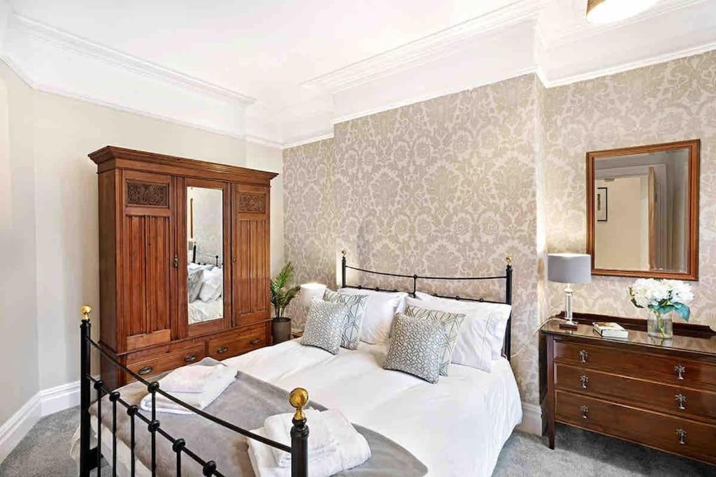 The Stanley Suite 1 Bedroom Apt Dog Friendly Patio 哈罗盖特 外观 照片